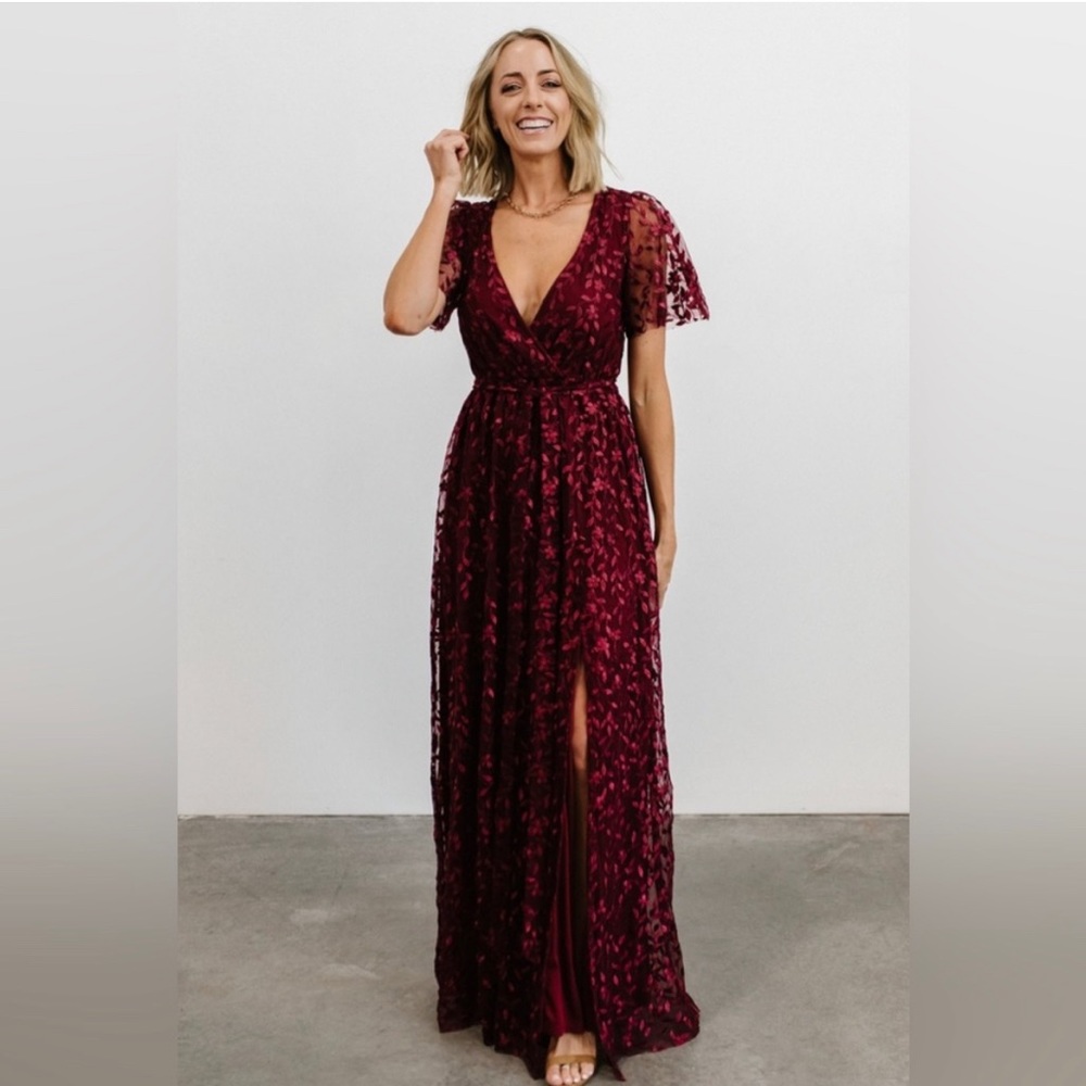 NWT BALTIC BORN Marseille Embossed Short Sleeve Maxi Dress In Mulberry Size L
